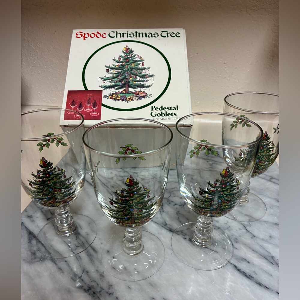 Spode Christmas Tree Pedestal Goblets (set of 4)